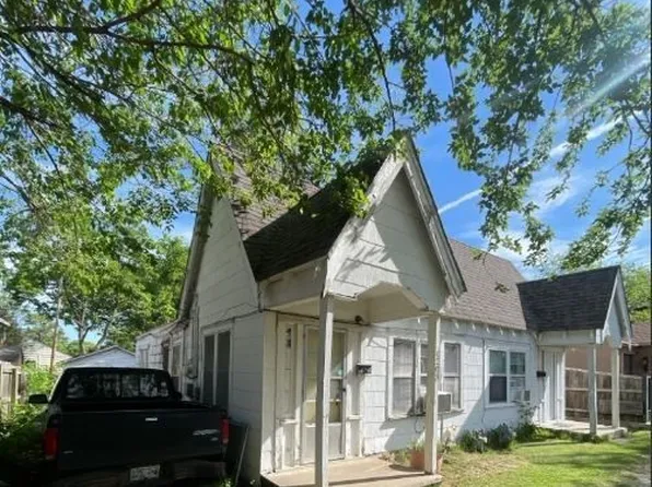 4205 E 4th Pl, Tulsa, OK 74112