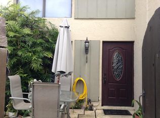 6975 SW 110th Ct, Miami, FL 33173