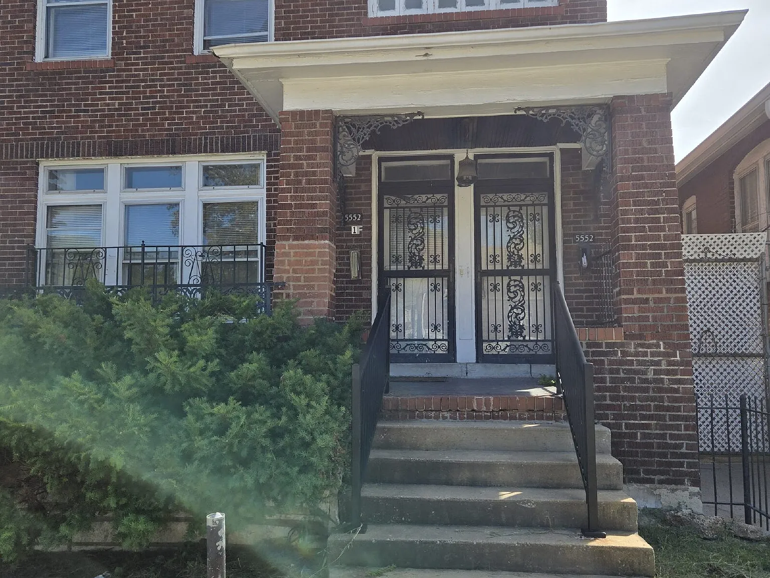 2 bed, 1.0 bath, $1,250 — Photo 2