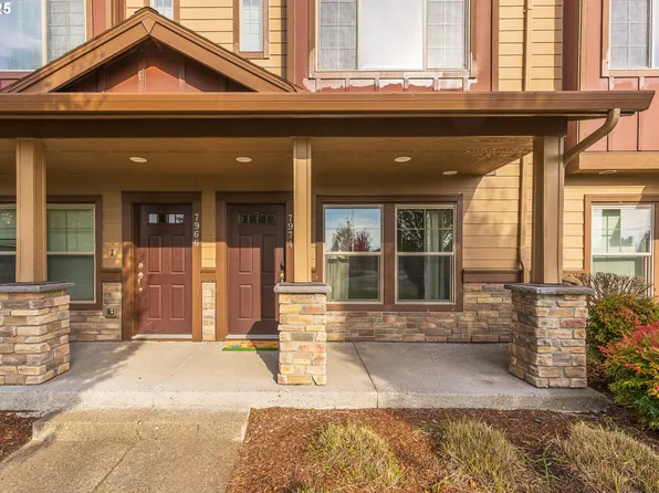 7974 NE Heiser St, Hillsboro, OR 97006