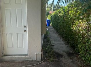1735 NW 5th St #C, Miami, FL 33125