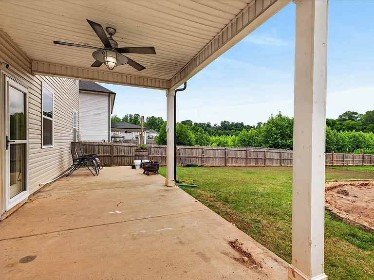 1264 Black Oak Cir — Photo 24