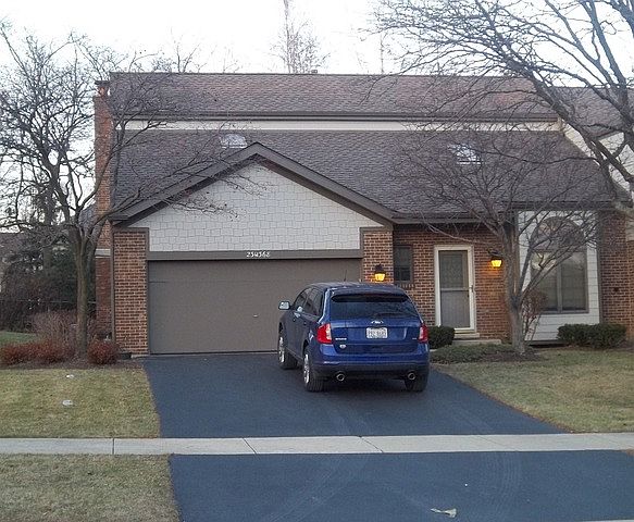 1st image of 23W368 Pinehurst Ln