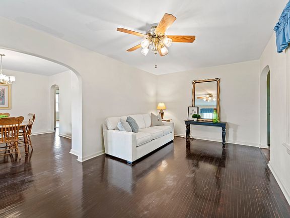 4th image of 1739 Beeler Ave