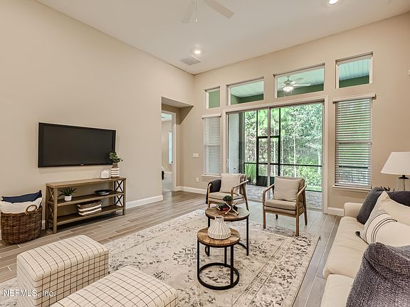 3rd image of 3116 LUCENA Lane