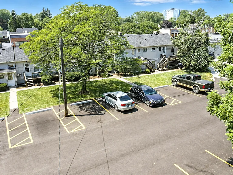 27 Gladwin Ave #27 — Photo 24