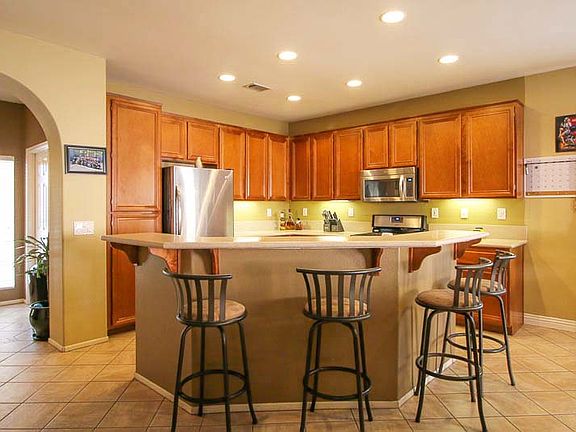 OPEN KITCHEN
