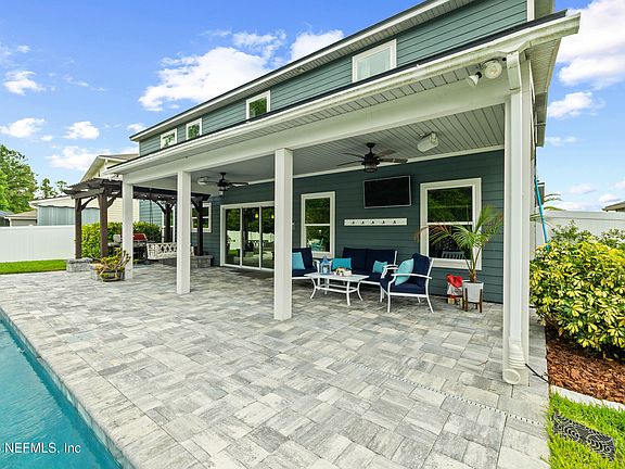 5th image of 607 NARROWLEAF Drive
