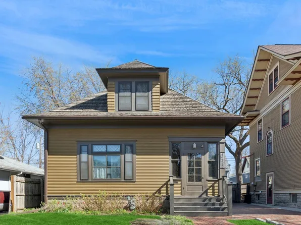 1255 Laurel Ave, Saint Paul, MN 55104
