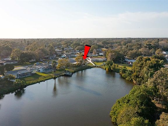5th image of 6901 Meadowlawn Dr N