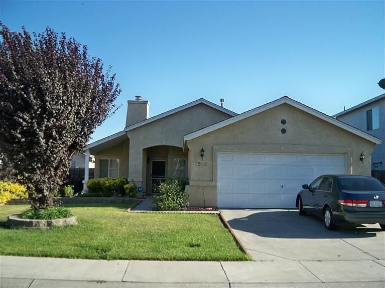 1st image of 1510 Laguna Cir