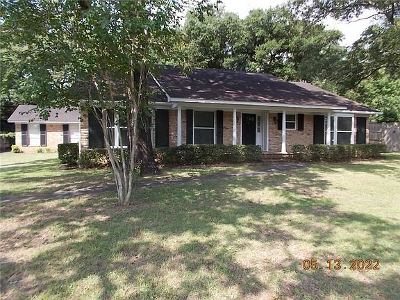 2nd image of 1304 Westbury Dr