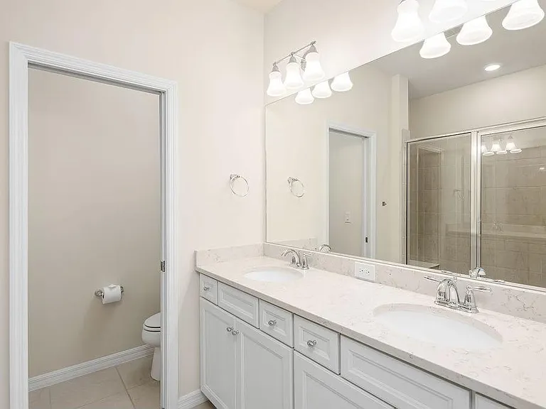 11908 Pebble Dr #11908 — Photo 18