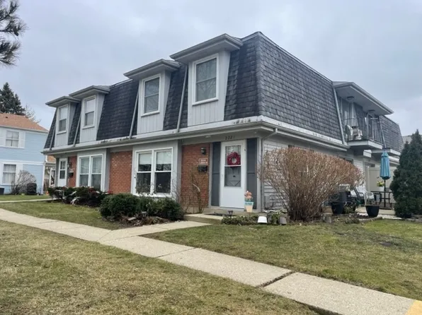 2221 Andover Ct, Schaumburg, IL 60194