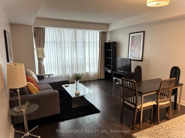 36 Blue Jays Way, Toronto, ON