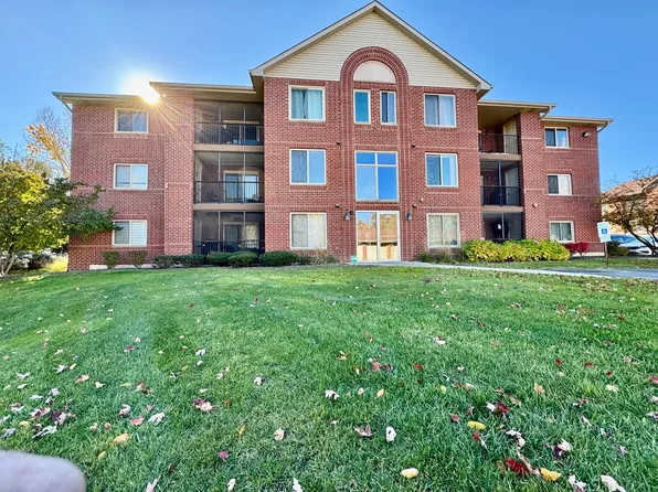 6950 Heritage Cir APT 1A, Orland Park, IL 60462