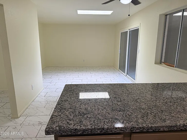 4731 W Paradise Ln — Photo 3