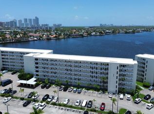 3010 Marcos Dr APT R110, Aventura, FL 33160