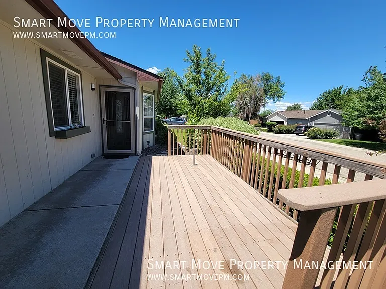 2705 E Mendota Dr — Photo 23