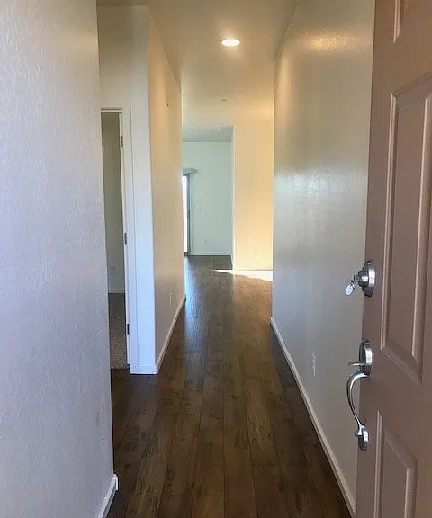 1635 Entrada Dr — Photo 2