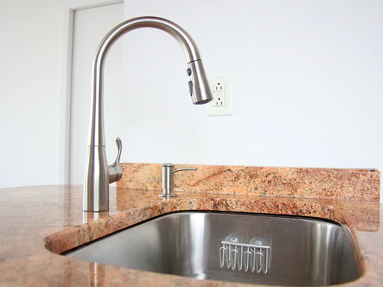 358 Grove St #2C — Photo 6