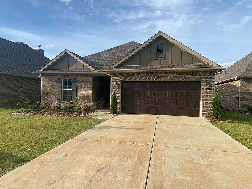 1st image of 107 Midpark Dr