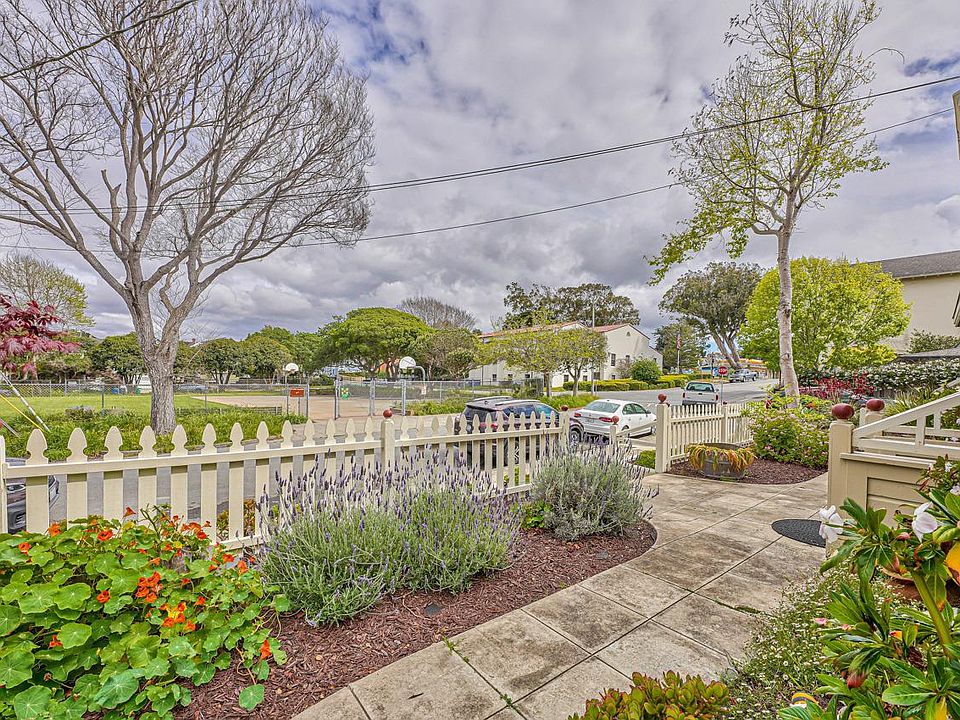 124 Caledonia St, Pacific Grove, CA 93950 Zillow