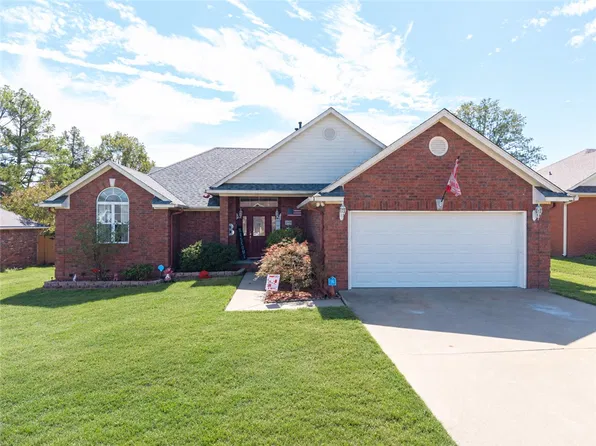 2305 L St, Barling, AR 72923