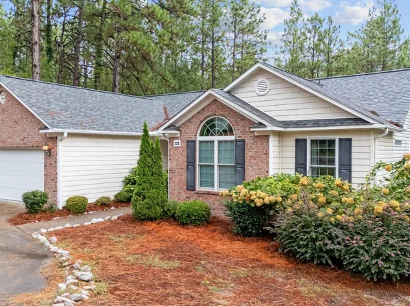 220 Lake Hills Road, Pinehurst, NC 28374