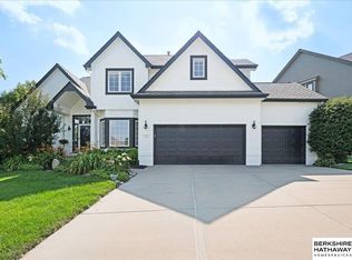 2320 S 183rd Cir, Omaha, NE 68130
