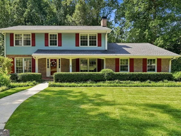 2820 Briarglen Dr, Atlanta, GA 30340