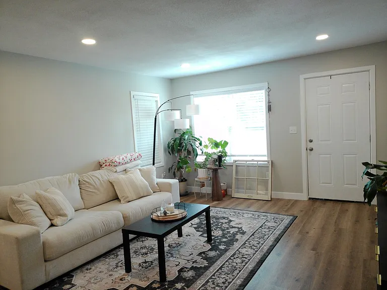 309 W Worley St — Photo 6