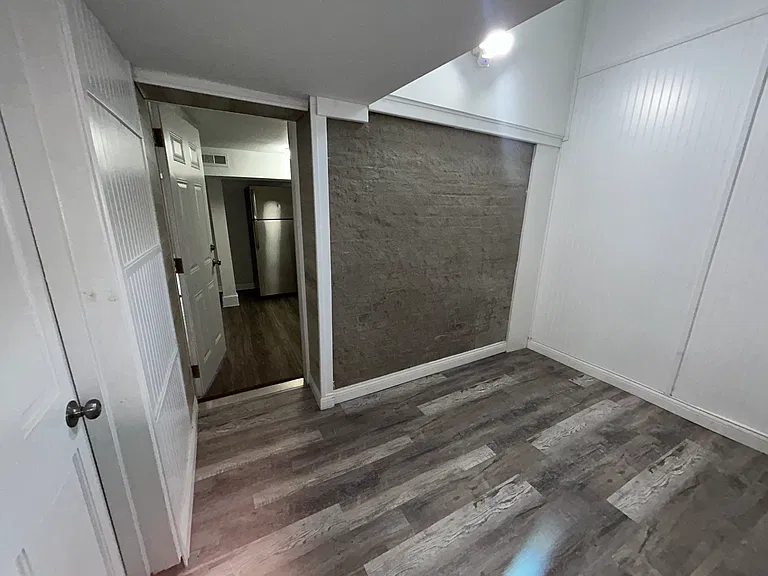 6067 S La Salle St #G — Photo 8