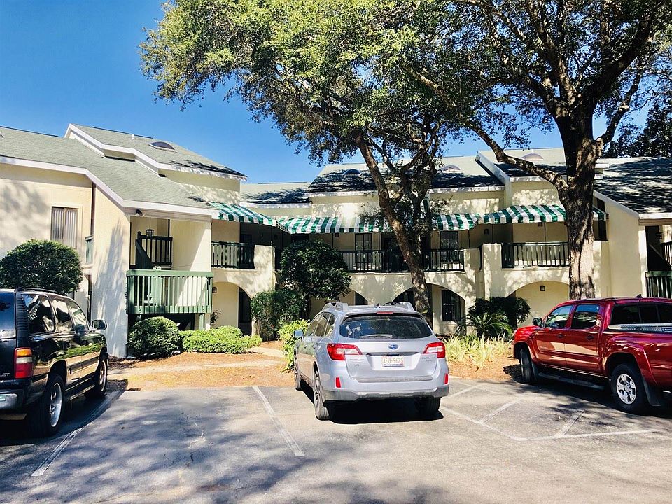 1st image of 207 Westlake Ct #207