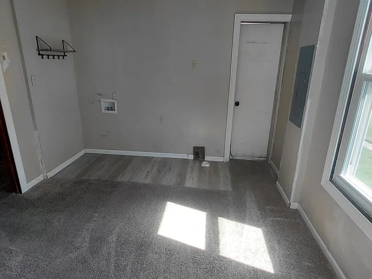 2108 Grand Blvd — Photo 4