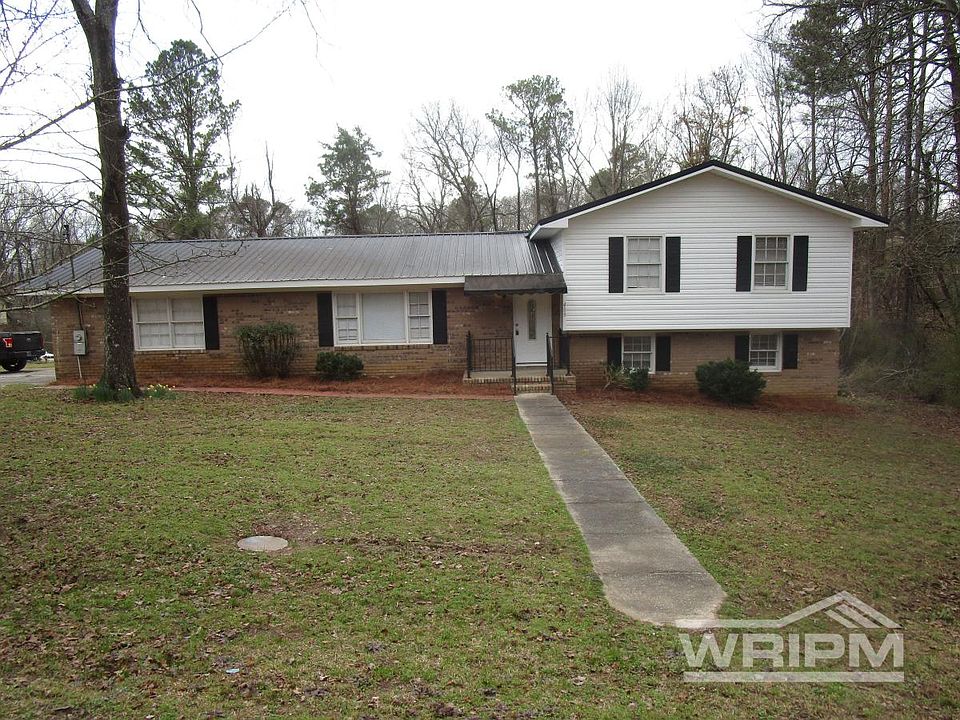 1st image of 400 Maxanna Dr