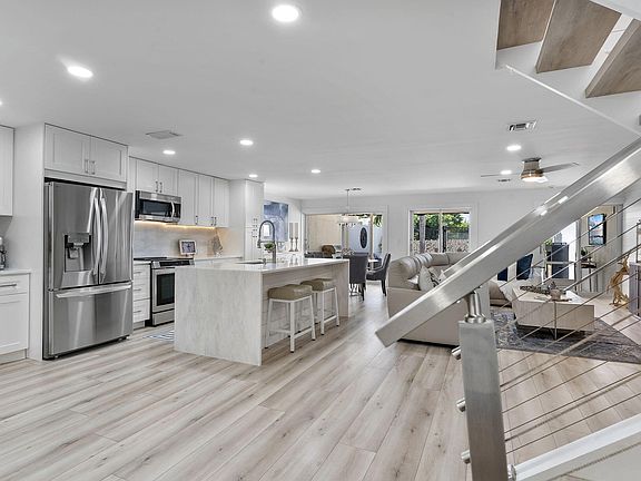 2nd image of 126 Harbor Circle