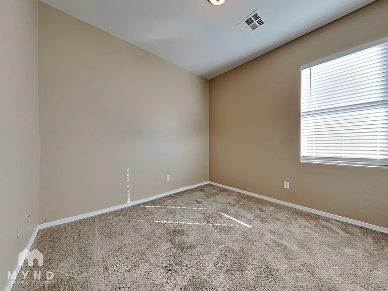 4532 E Harrison St — Photo 16
