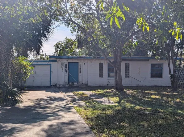2066 6th St, Sarasota, FL 34237