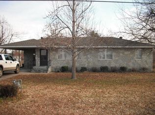 407 SE 2nd St, Hoxie, AR 72433