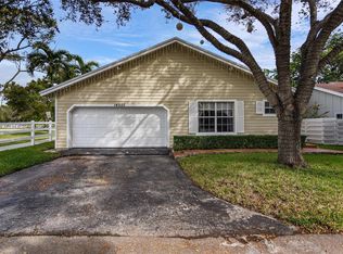 14502 SW 142nd Court Cir S, Miami, FL 33186