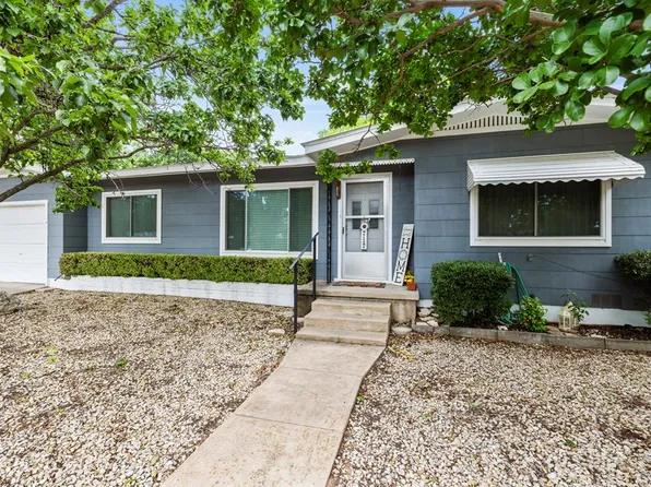 412 E Orchard St, Fredericksburg, TX 78624