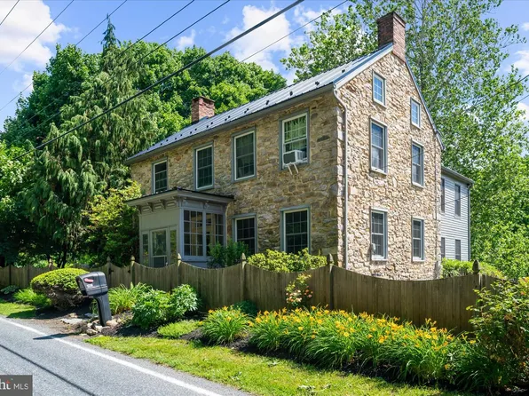 1238 Huffs Church Rd, Barto, PA 19504