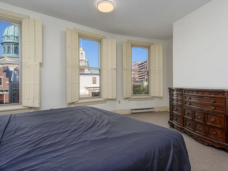 132 State St — Photo 24