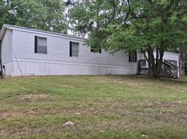 45 Towson Ln, Augusta, WV 26704