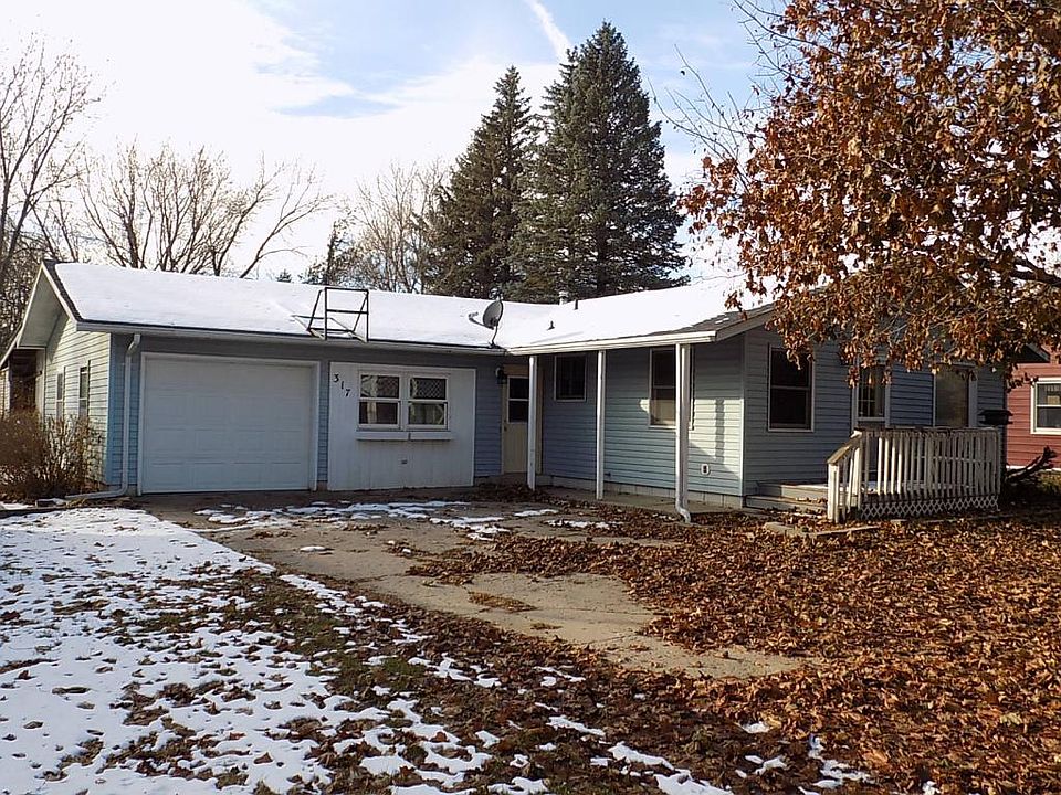 317 W 5th Ave, Lakefield, MN 56150 Zillow