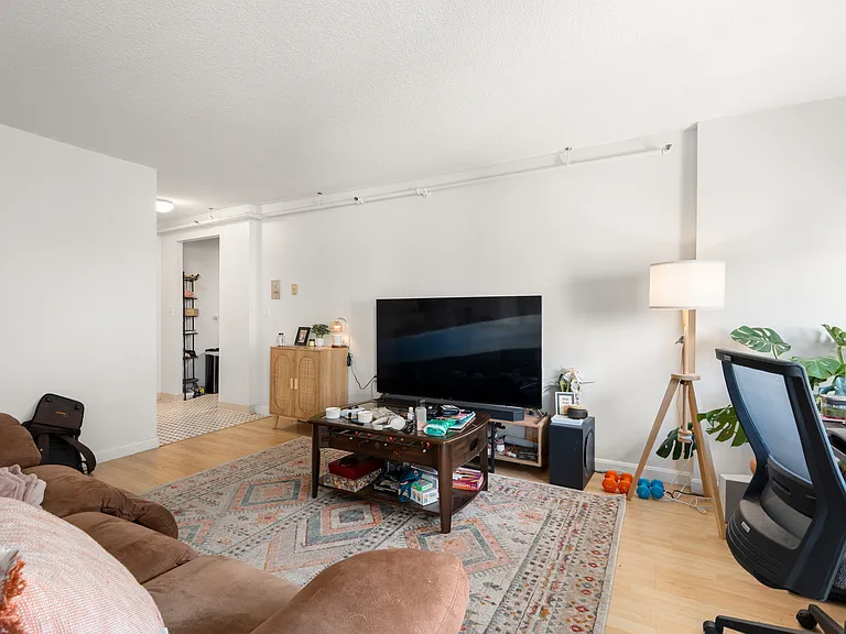 872 Massachusetts Ave #303 — Photo 9
