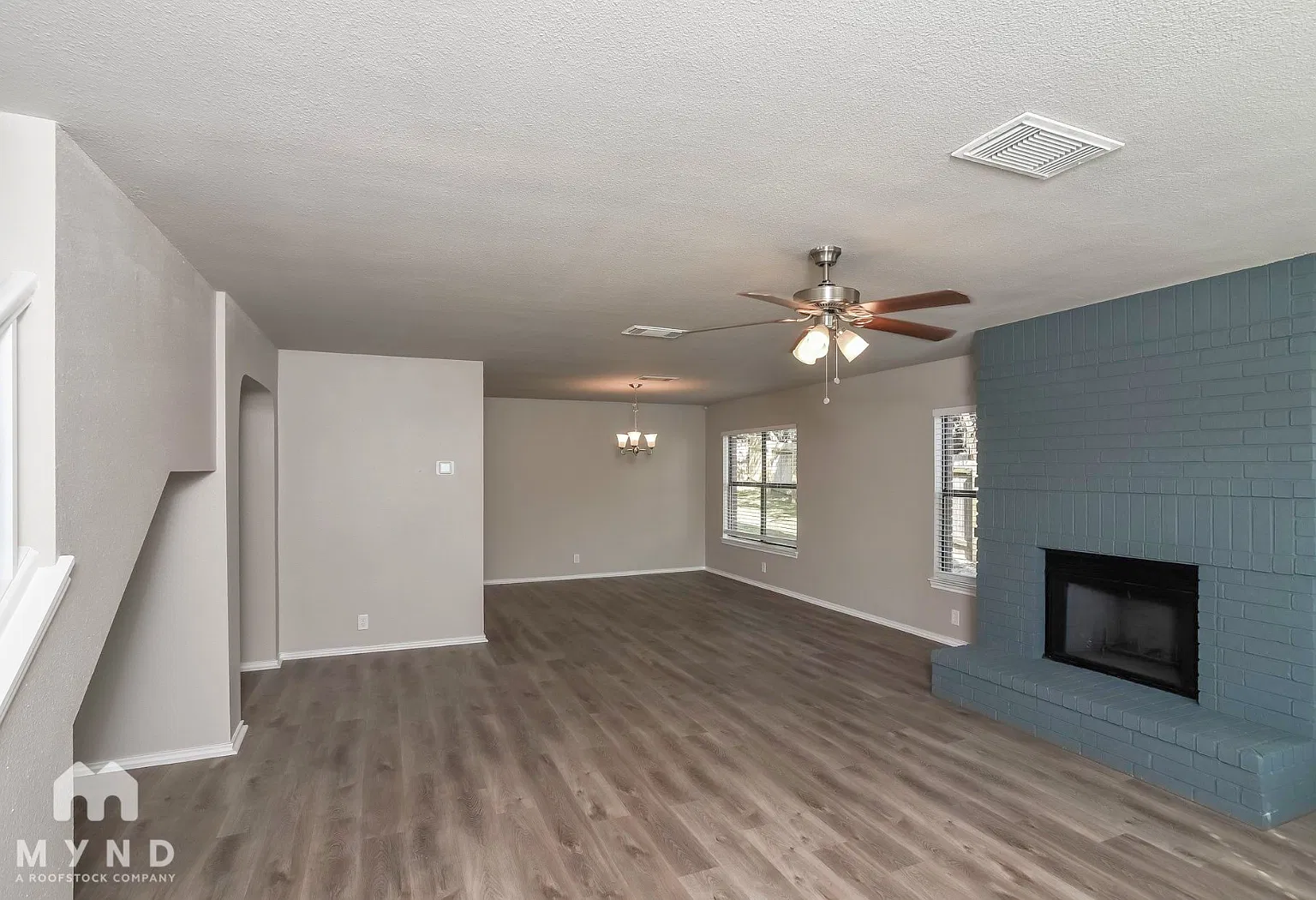 4 bed, 2.5 bath, 2253 sqft, $2,145 — Photo 4