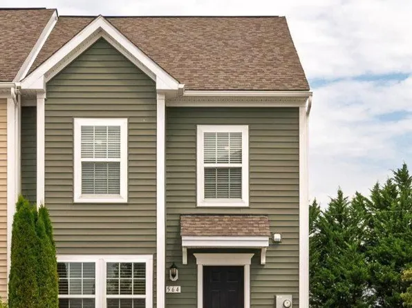 564 Thumper Dr, Ranson, WV 25438