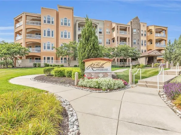 3810 N Mulberry Dr Unit 307, Kansas City, MO 64116